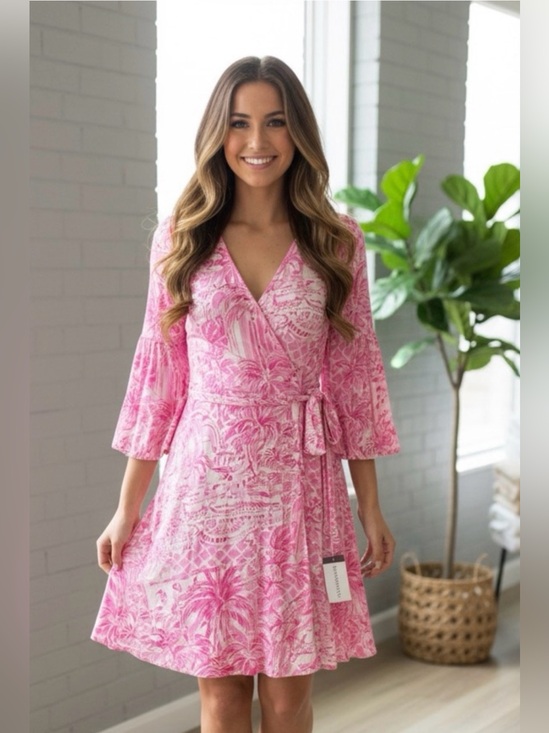 Lilly Pulitzer Dresses & Skirts - Lilly Pulitzer Chace Print Faux Wrap Dress
Resort
Palm Beach Paradise
Vacation
M